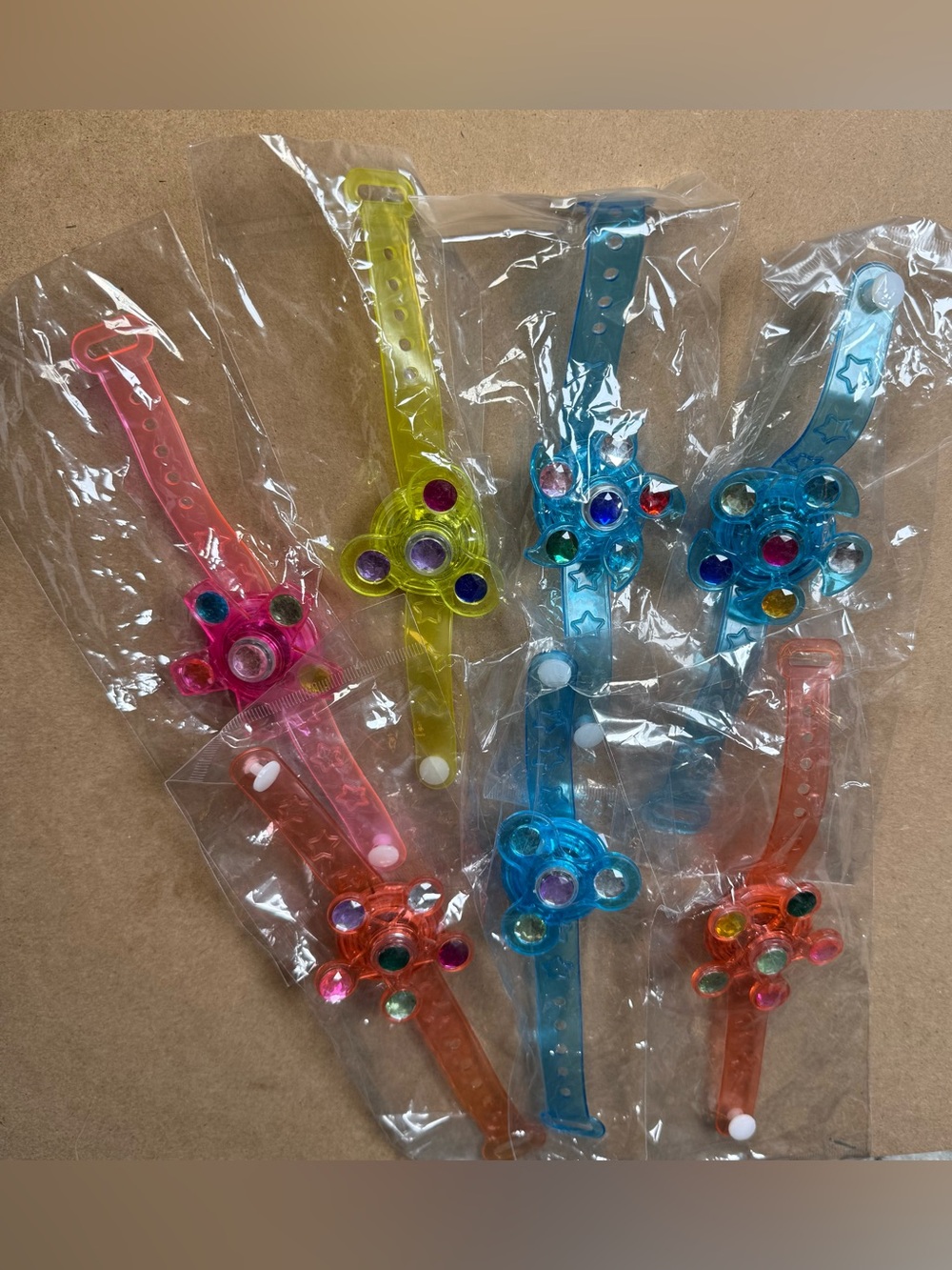7 Pack LED Colorful Light Up Fidget Spinner Bracelets Translucent Bands Gems NWT